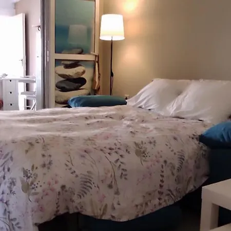 Zeus Apartment *