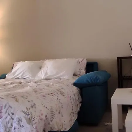 Zeus Apartment *